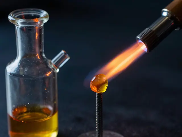 Proč jsou dabs nebezpečné? Rizika vysoké koncentrace THC a CBD